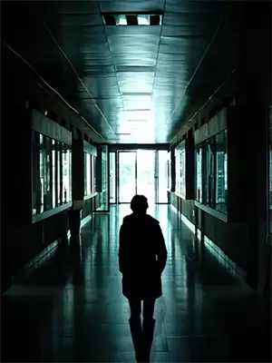 我在你不要的世界里伴奏完整